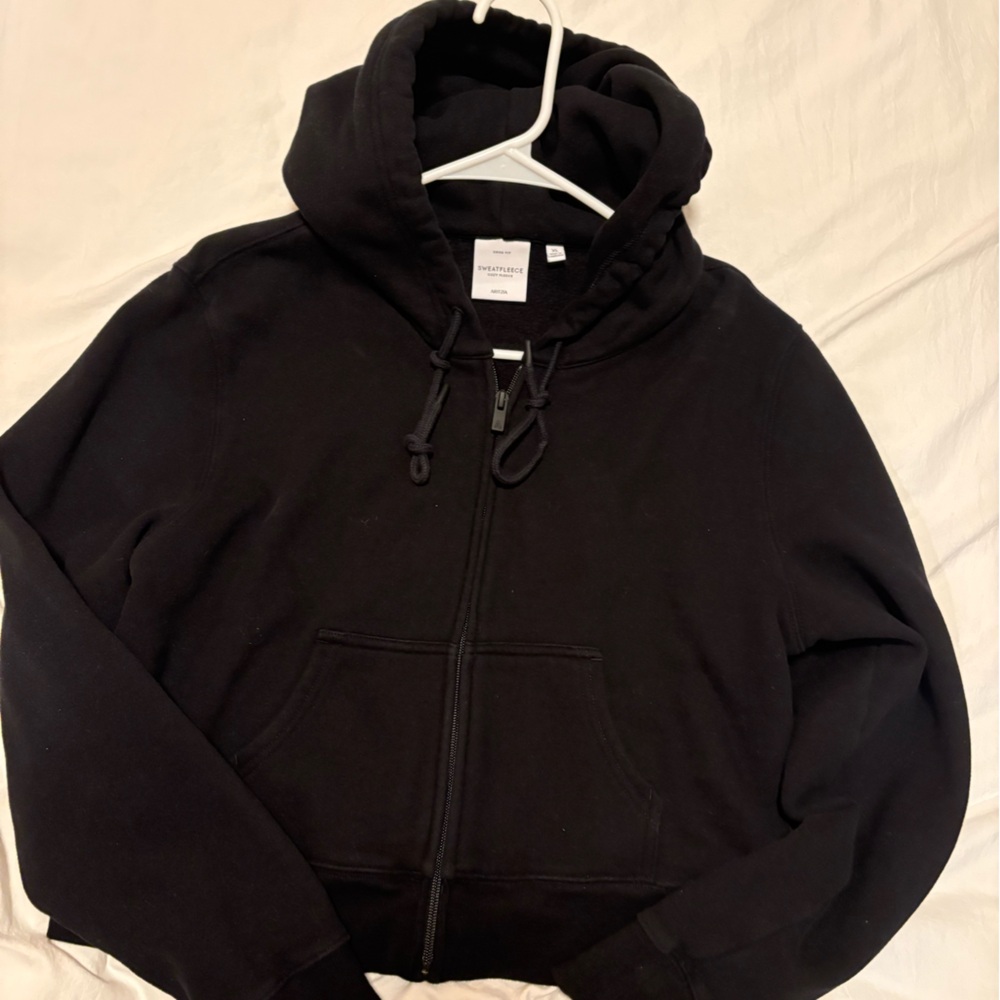 ARITZIA HOODIE